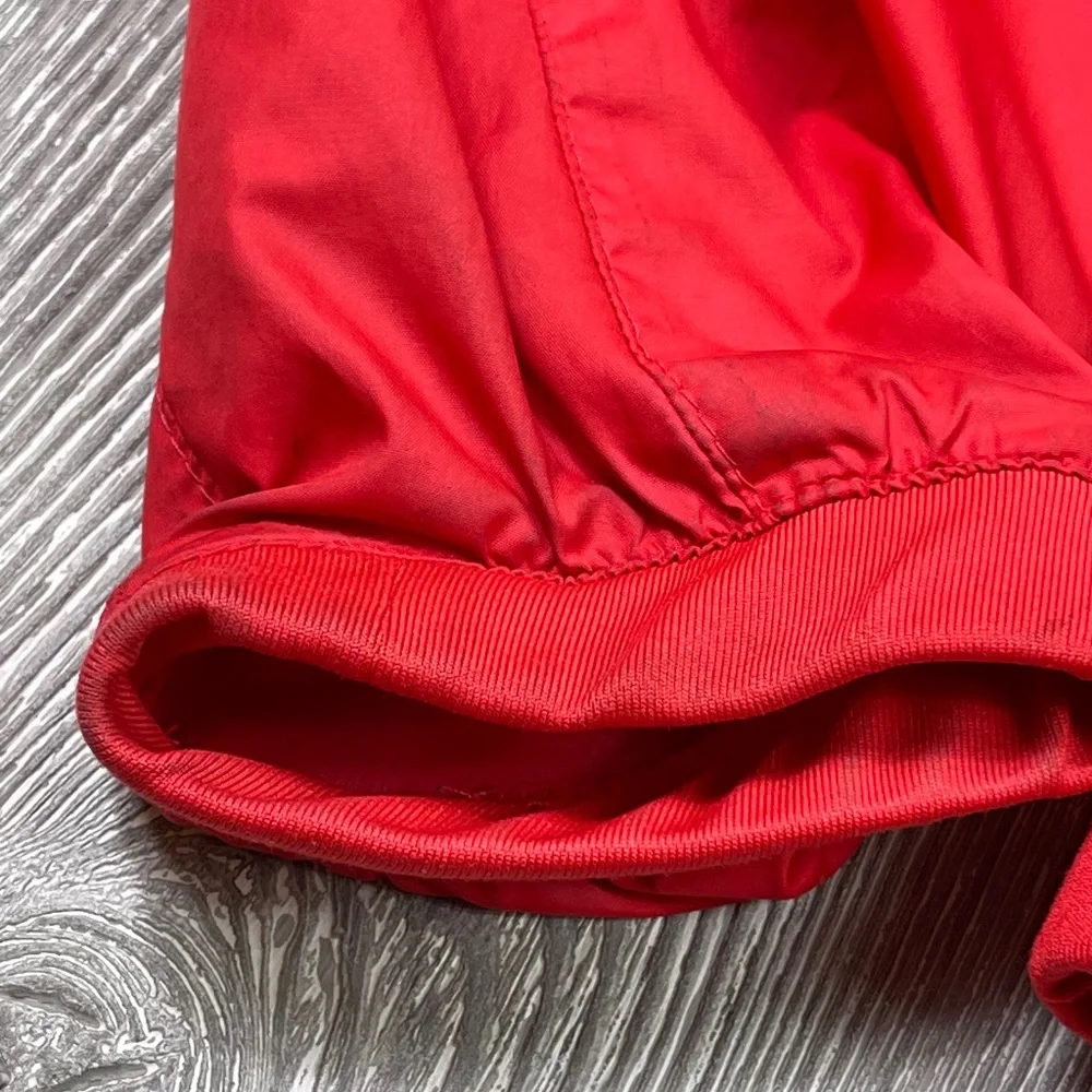 NIKE Running Dri-Fit Sphere Thermal Windbreaker Women’s size M Red